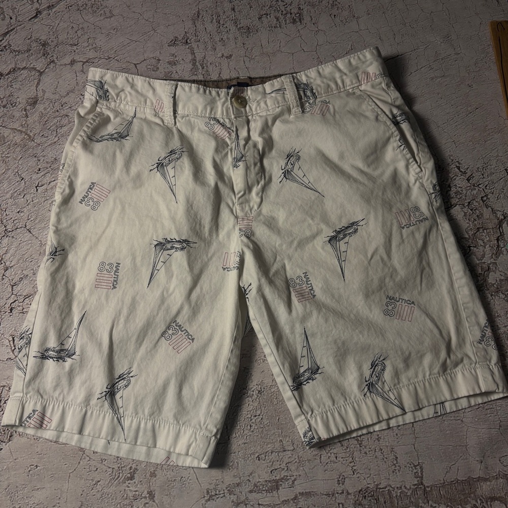 Nautica 83 Men’s Shorts, Size 32w Slim